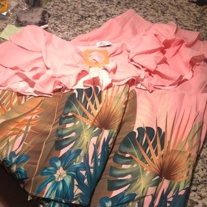 NEVER WORN - “Going on a Trip” Two Piece Pant Set